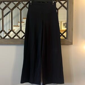 Athleta women’s elation wide leg pant Small